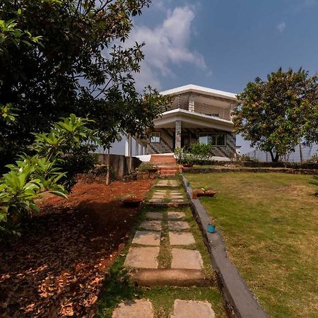 Aqua & Sage By Stayvista - Riverside Villa With Pool & Terrace คาร์จัต ภายนอก รูปภาพ
