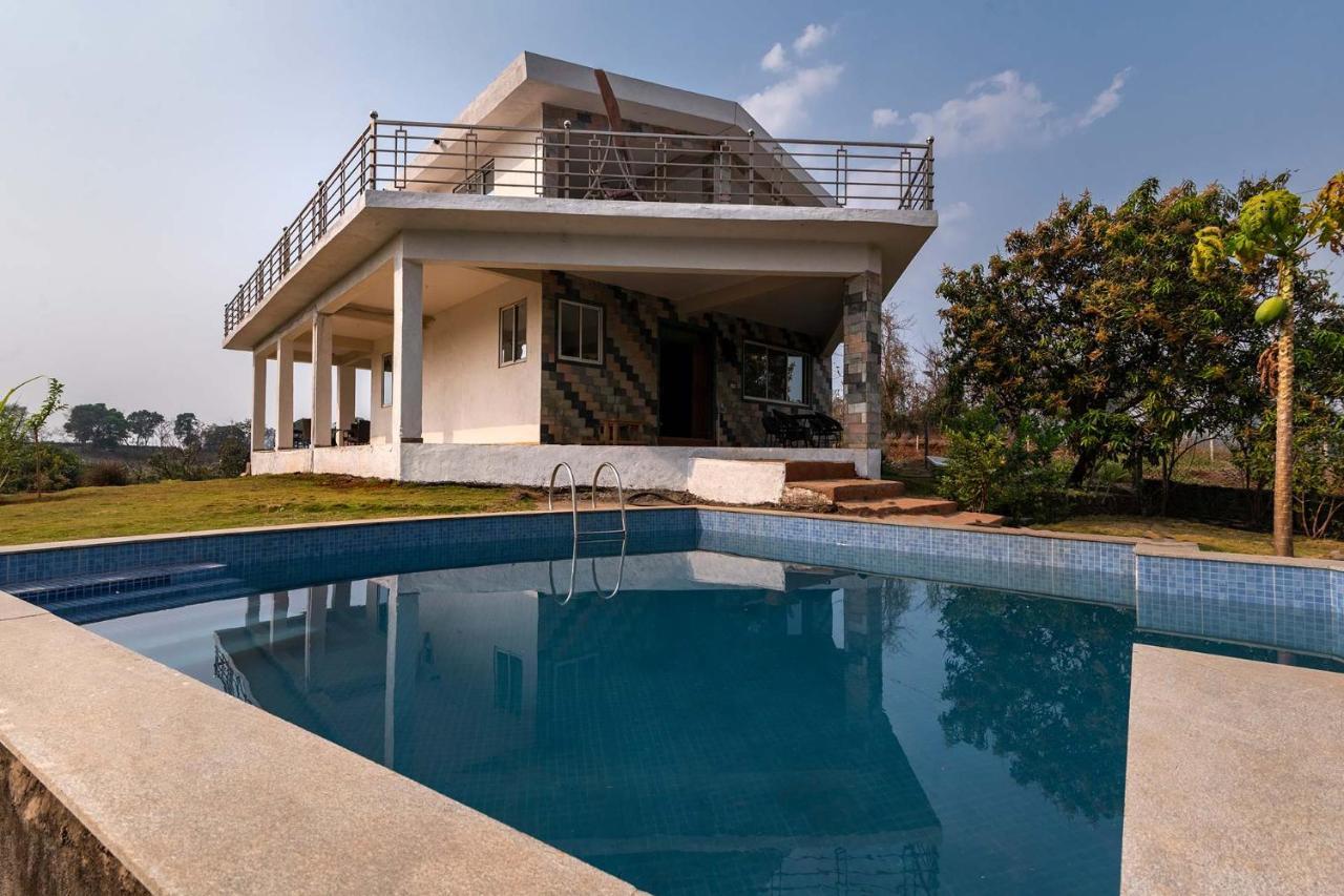 Aqua & Sage By Stayvista - Riverside Villa With Pool & Terrace คาร์จัต ภายนอก รูปภาพ